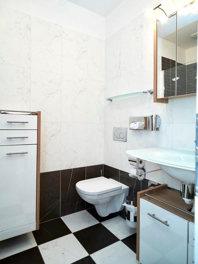 Vienna Studio Apartments Экстерьер фото