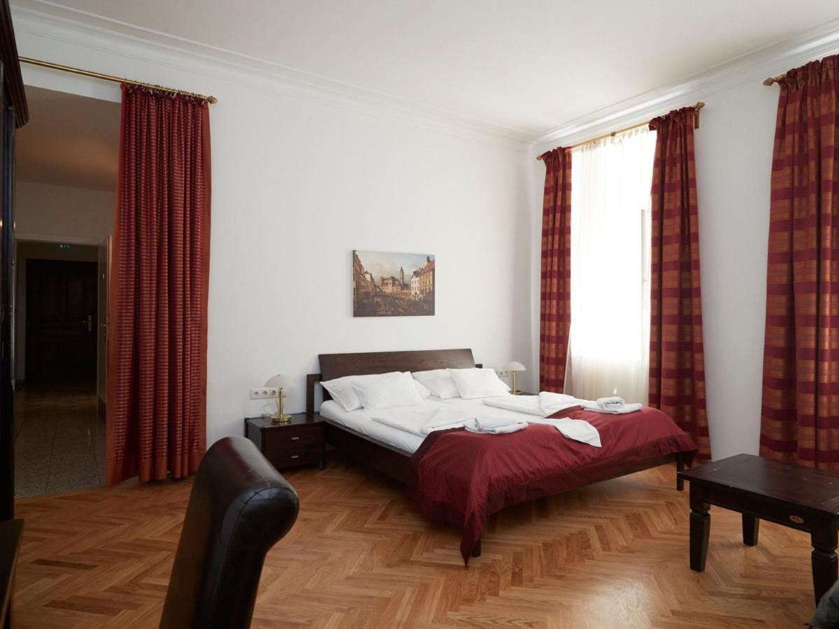 Vienna Studio Apartments Экстерьер фото